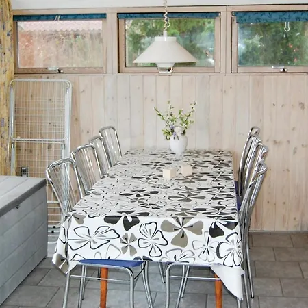 Beautiful In Middelfart With Sauna Hébergement de vacances