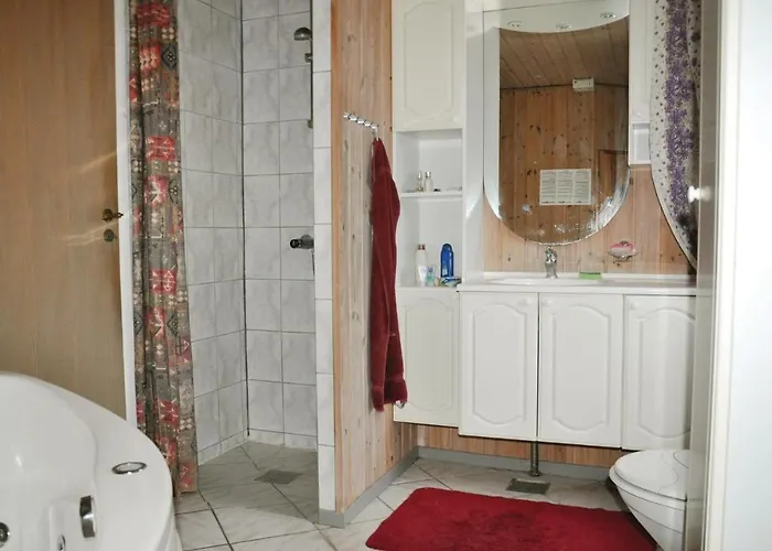 Beautiful In With Sauna بيت للعطل *